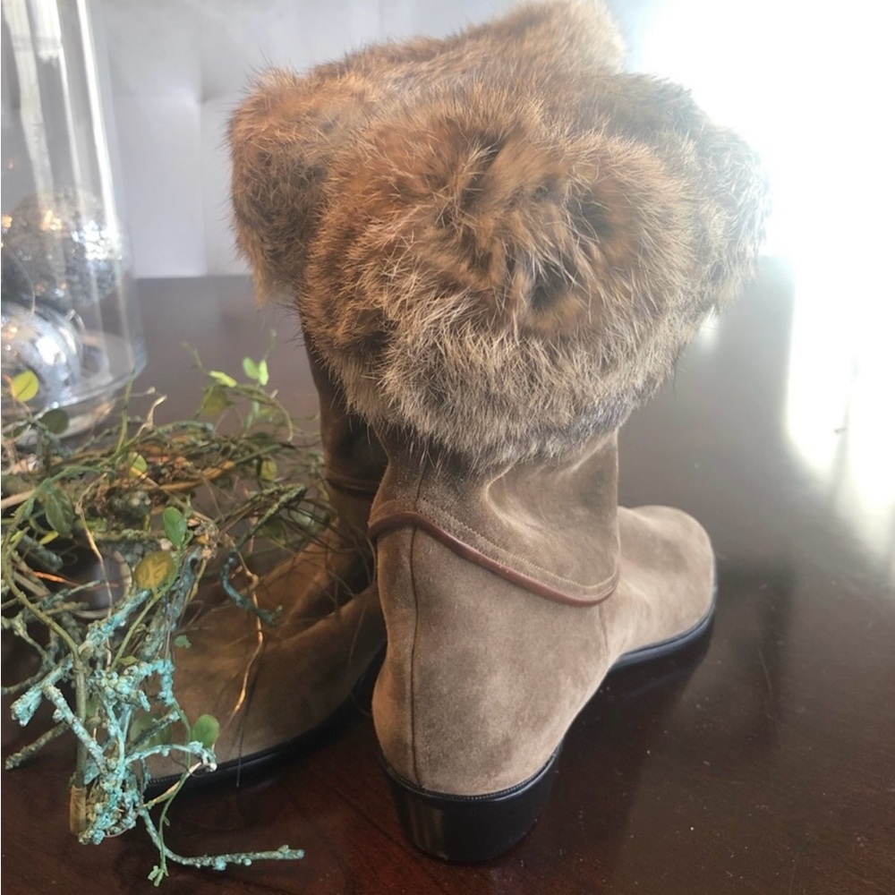 AUTHENTIC GIVENCHY Suede and fur trimmed boots!
